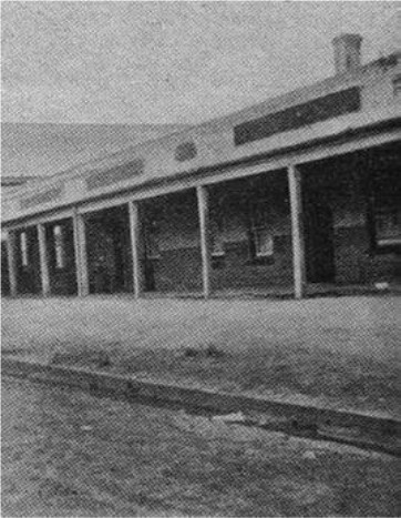Coxs’ Hotel at Jerilderie, where the Kellys imprisoned all and sundry who were there and happened to come along.
